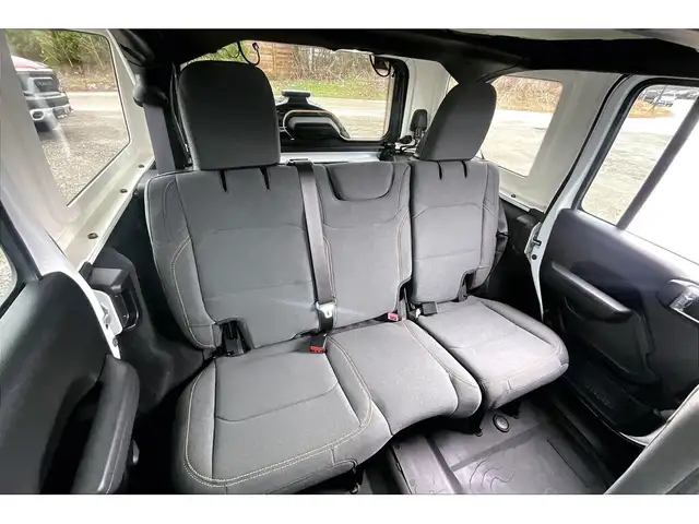 2025 Jeep Wrangler Willys 4Dr V6 | Heated Seats | Safety Group | - Photo 27