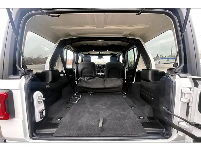 2025 Jeep Wrangler Willys 4Dr V6 | Heated Seats | Safety Group | - Photo 28