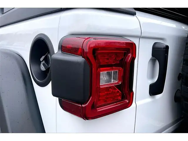 2025 Jeep Wrangler Willys 4Dr V6 | Heated Seats | Safety Group | - Photo 31