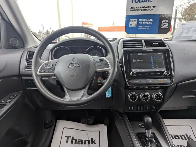 2022 Mitsubishi RVR ES ALL WHEEL DRIVE/GREAT WARRANTY! - Photo 11