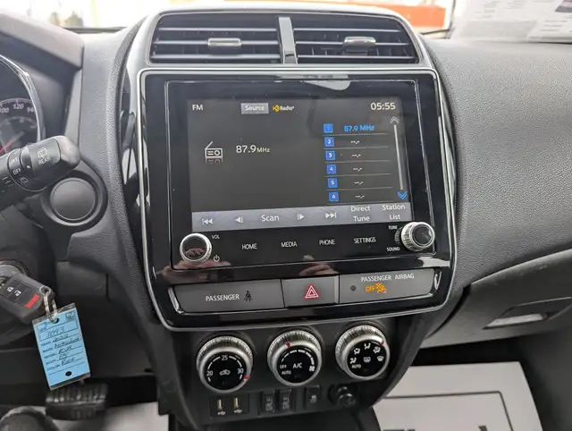 2022 Mitsubishi RVR ES ALL WHEEL DRIVE/GREAT WARRANTY! - Photo 14