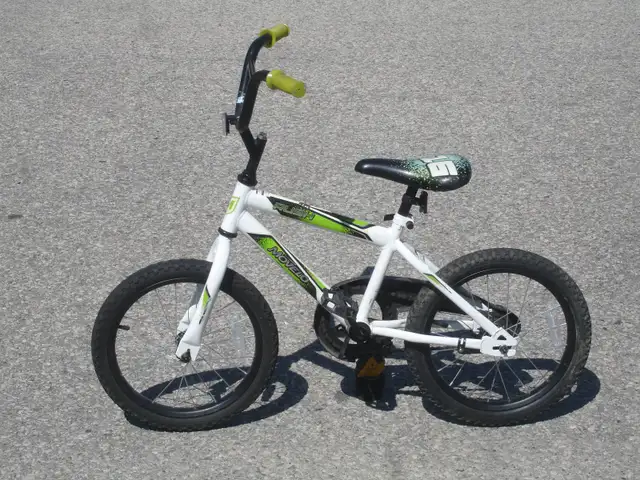 BOY'S SIZE 16' MOVELO RUSH MOUNTAIN BIKE FIRST $45.00 FIRM! - Photo 4