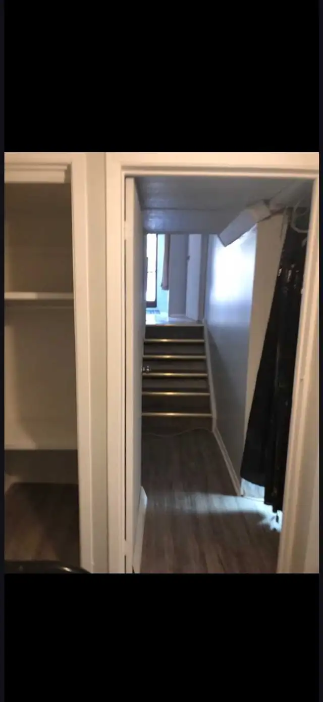 Studio Basement Room Rental - Photo 3