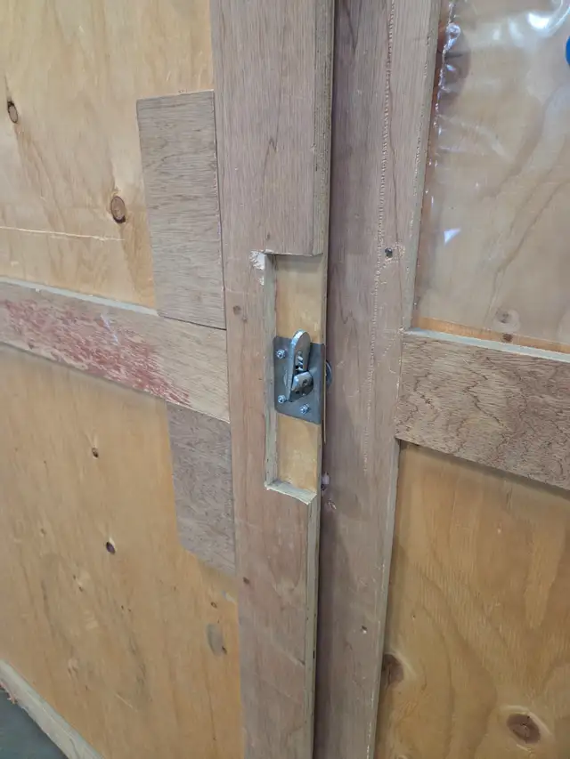 Wooden Storage Vaults - Containers 7.5' x 7.5' x 7.5' - Photo 2