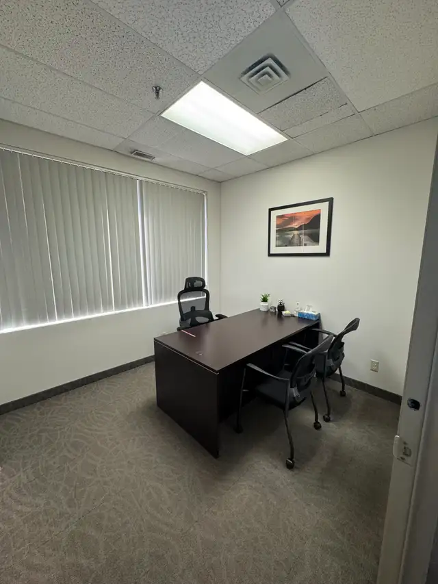 Fully Furnished Office Room for Rent - Photo 4