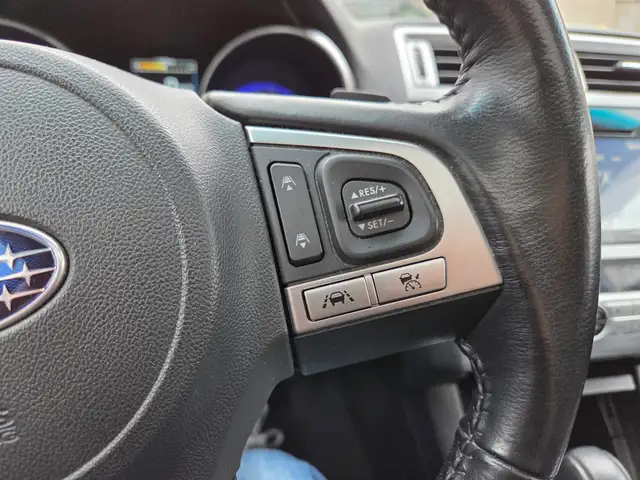 2016 Subaru Outback - Clean Carfax, fully loaded, ready to go! - Photo 9