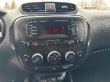 2015 Kia Soul EX - Photo 9