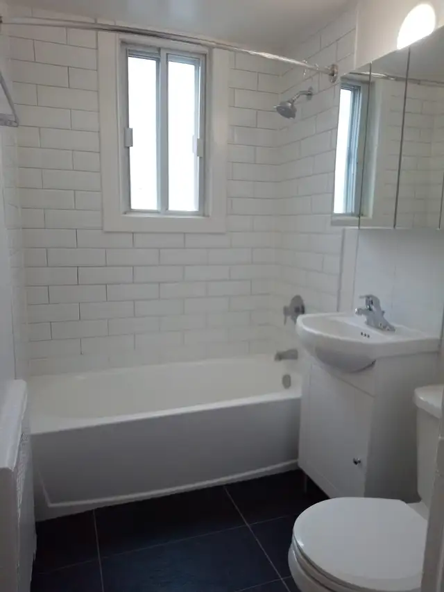 APPARTEMENT SPACIEUX 5 1/2 À LOUER à Saint-Laurent - Photo 6