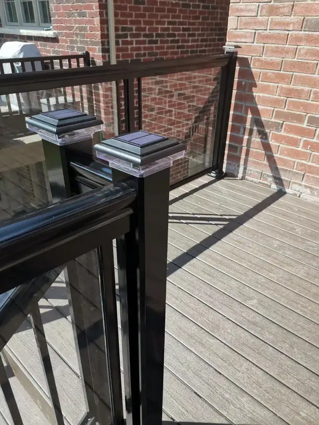 Professional on composite decks - Photo 3