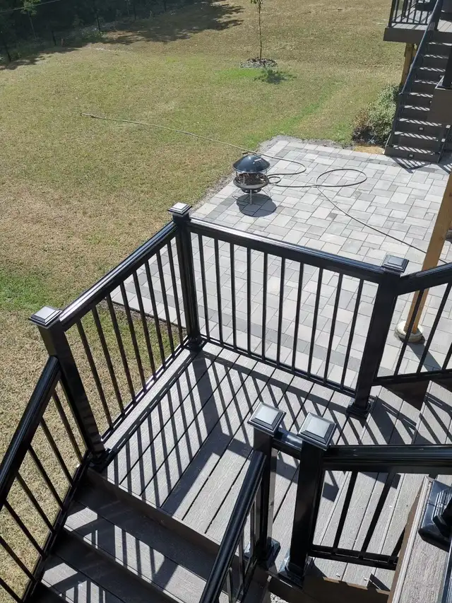 Professional on composite decks - Photo 4