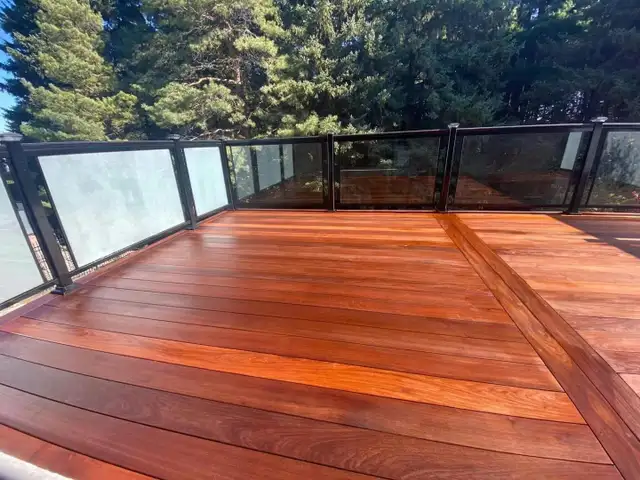 Professional on composite decks - Photo 8