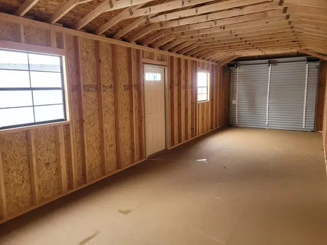 Garage 5% off Brand new and ready to move! - Photo 2