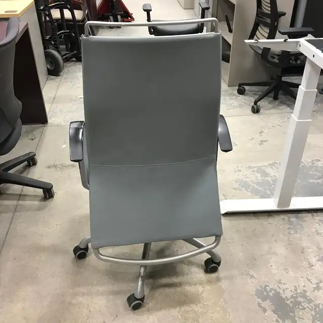 Krug Leather Task Chair! - Photo 3