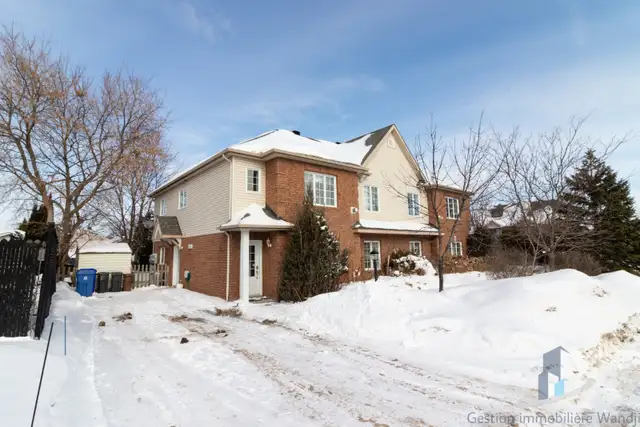 Appartement à Louer - 2 rue de la Rosée #1 - Photo 2