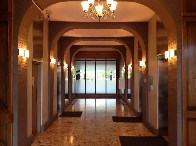 Blow Out Rent: Dalhousie - Bi-Level, 2 Bdrm,14th&15th - Photo 2