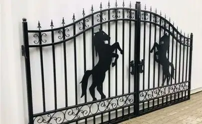 20FT Decorative Iron Gate (Horse) - Photo 2