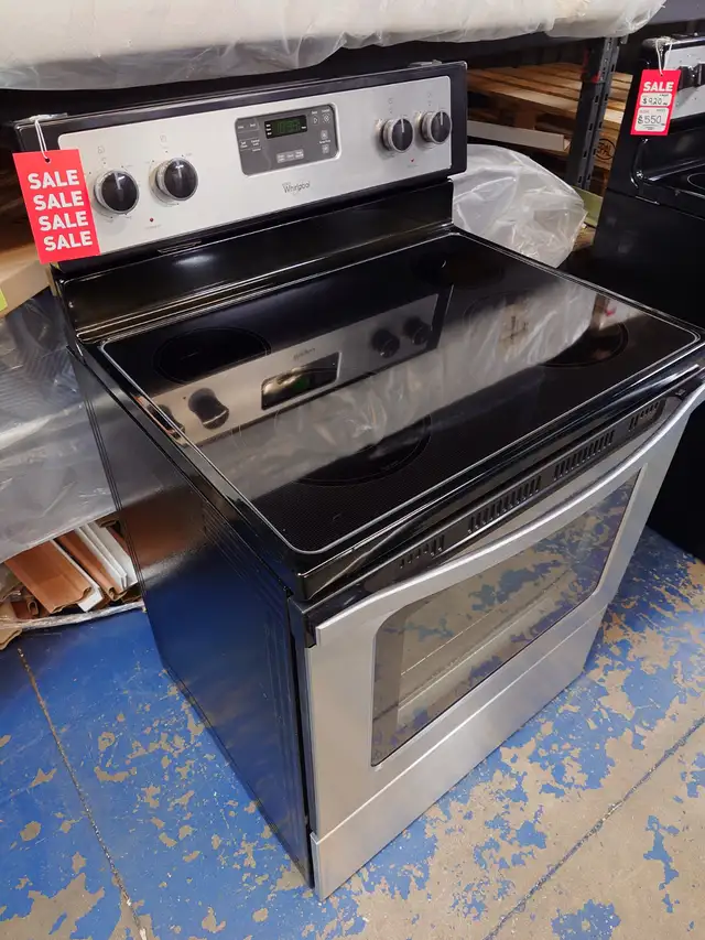 Whirlpool '30' Stainless Steel Freestanding Electric Range - Photo 2