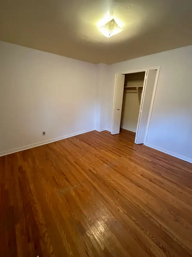 ROOM FOR RENT NEAR FAIRVIEW MALL - DON MILLS AND SHEPPARD - Photo 6