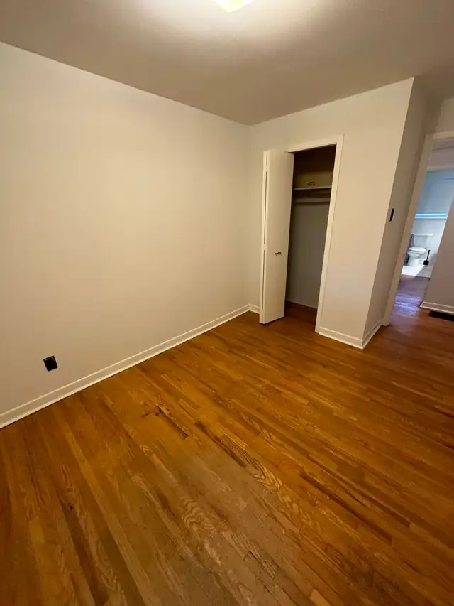 ROOM FOR RENT NEAR FAIRVIEW MALL - DON MILLS AND SHEPPARD - Photo 9