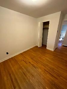 ROOM FOR RENT NEAR FAIRVIEW MALL - DON MILLS AND SHEPPARD - Photo 9