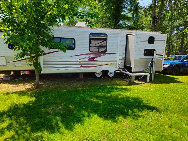 2013 Starcraft Autumn Ridge 329 BHU - Photo 2