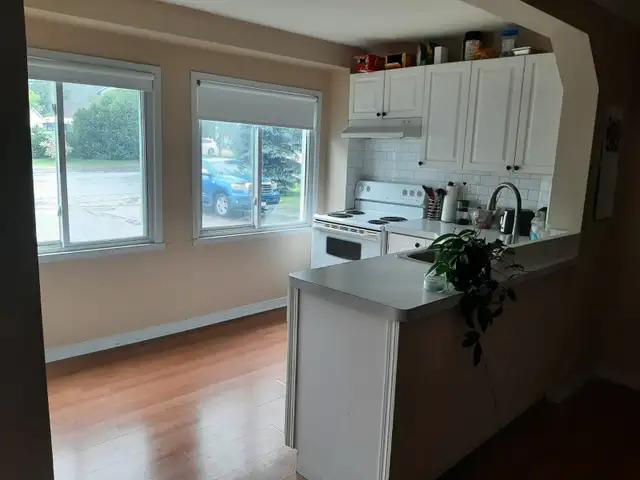 Huntsville,  Spacious 2 Bedroom  Ground Floor Apartment - Photo 2