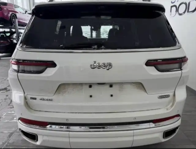 2021 Jeep Grand Cherokee Overland V8 - Photo 6