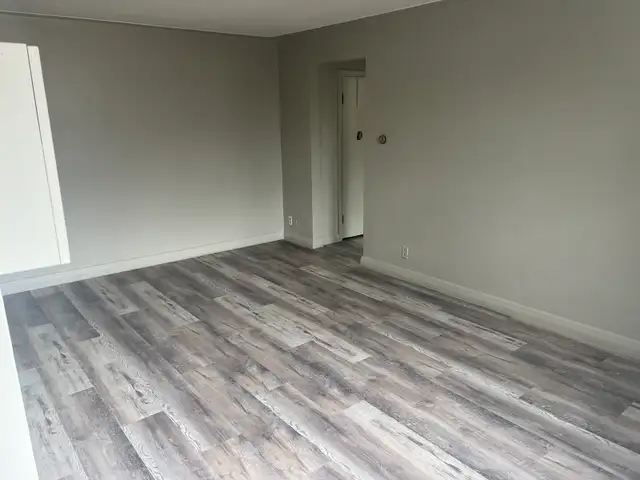 Amazing Location!  1 Bedroom Apartment - Photo 9