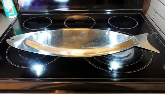 Big Stainless Steel Large Fish Type Party Tray - Photo 2