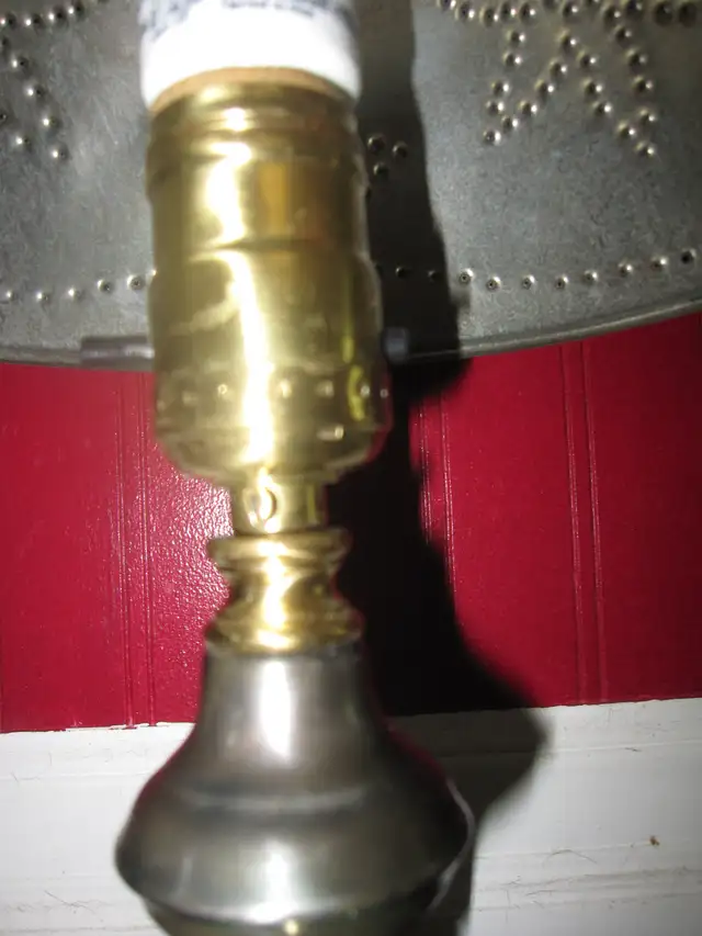 OLD VINTAGE HANDMADE TIN LAMP SHADE DESK LAMP - Photo 4