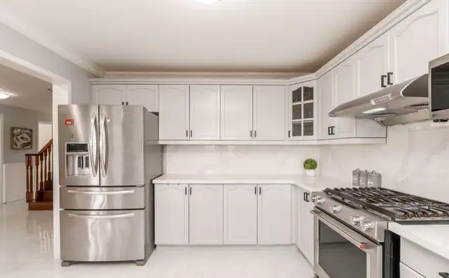 BRIGHT ROOM FOR RENT IN BRAMPTON - IMMEDIATELY - Photo 2