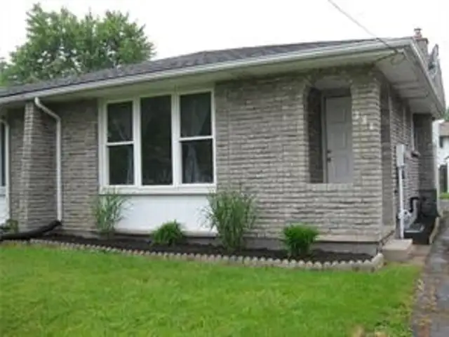 Niagara College student House - Photo 10