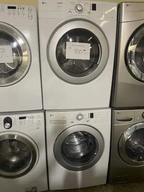 Laveuse sécheuse frontales blanches LG (remis à neuf)