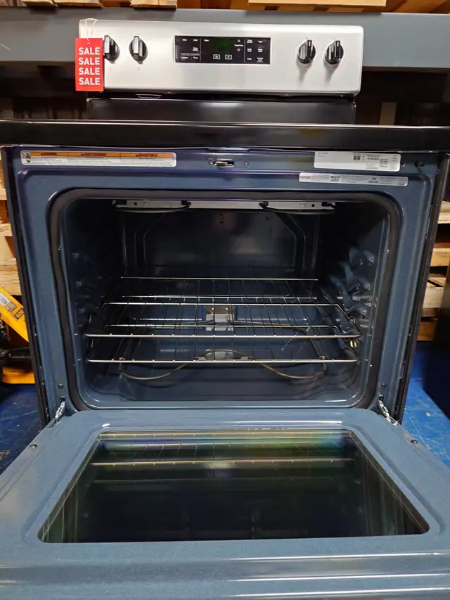 Whirlpool '30' Stainless Steel Freestanding Electric Range - Photo 7