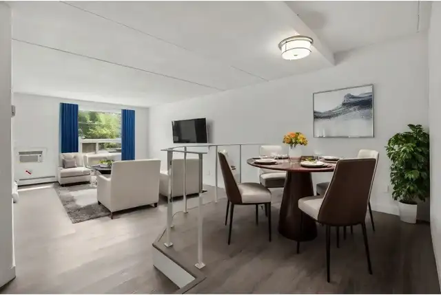 Available Immediately, Penthouse Apartments close to the river! - Photo 2