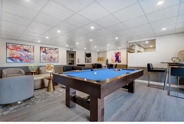 Available Immediately, Penthouse Apartments close to the river! - Photo 4