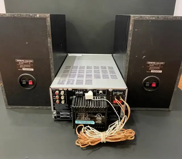 ONKYO CR-315 W/REMOTE AND SPEAKERS - Photo 5