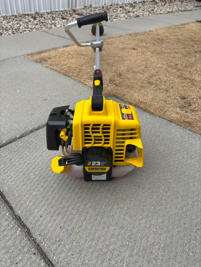 Weed Wacker - Photo 3