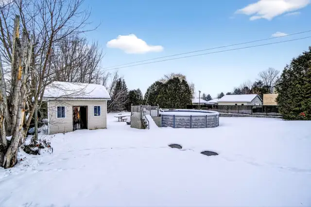 TERREBONNE ! BAISSE DE PRIX! BUNGALOW 5 CAC ET TERRAIN 44708PC ! - Photo 9