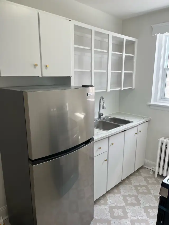 1 bedroom apt plus den - Photo 2