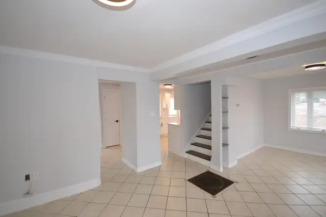 22-009 Nicely renovated Dartmouth home. Heat pump! - Photo 8