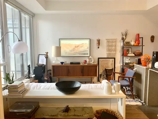 Large one plus den condo for rent Toronto - Photo 9