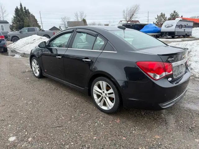 2015 Chevy Cruze - Photo 2