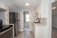 20 Patsy Ave, Welland - All Inclusive 2 Bedroom Upper Unit - Photo 2