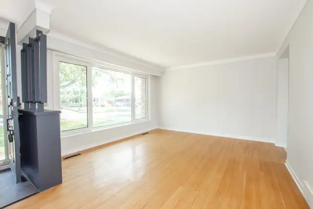 11 Black Knight Rd, St. Catharines - All Inclusive 3 Bed Main - Photo 3