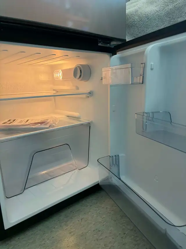 Hamilton Beach Mini Fridge Feezer 3.1 Cu Ft Like New - Photo 4