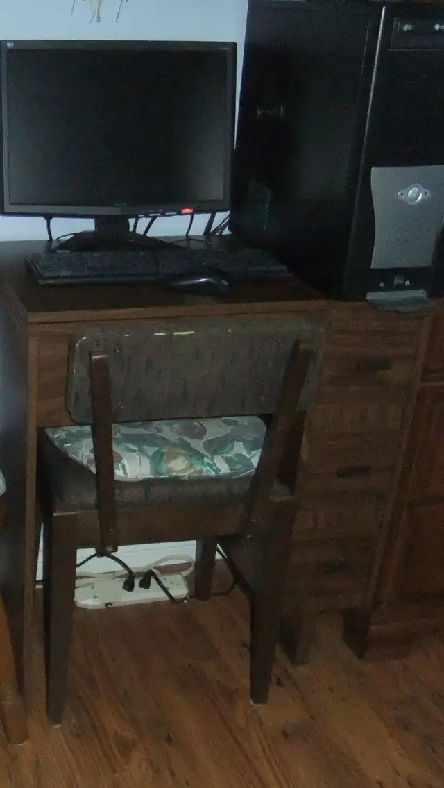 Machine a coudre - Photo 3