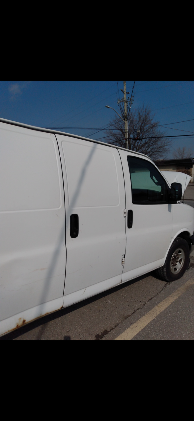 Comes with Safety 2017 GMC Savana Only Calls Please - Photo 2