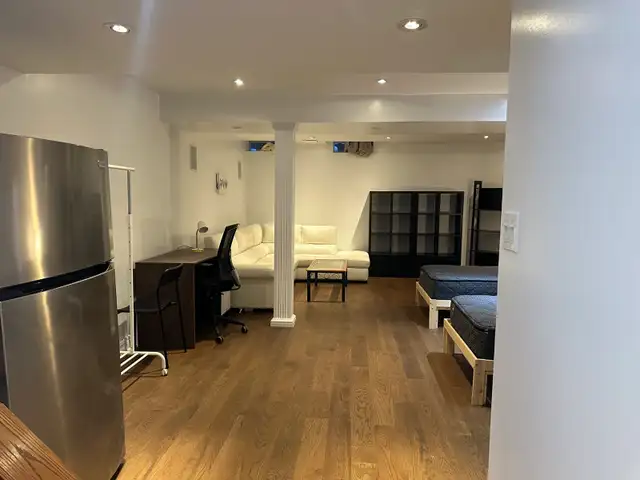 BASEMENT for RENT - Photo 6