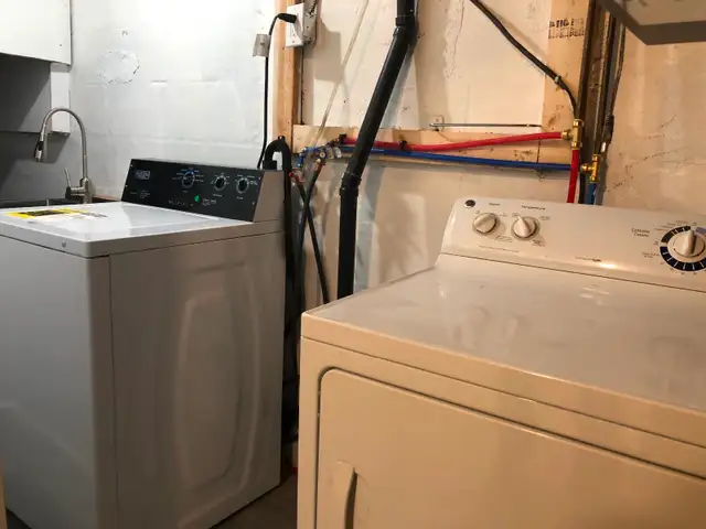 Furnished Rooms for Rent at Victoria Park Ave and Ellesmere Road - Photo 10